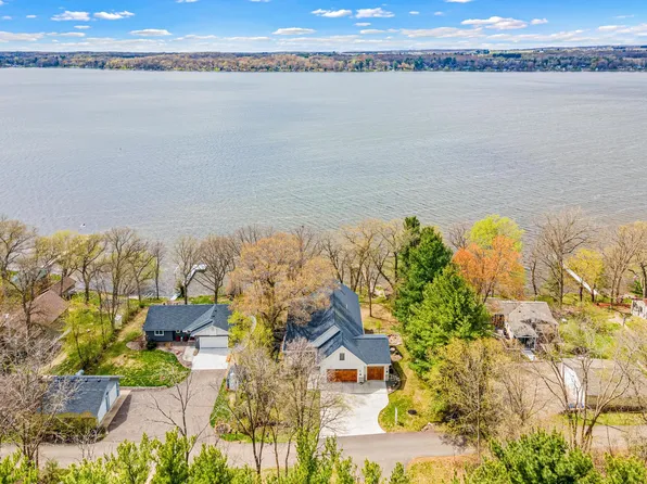 73 197th St, Star Prairie, WI 54026