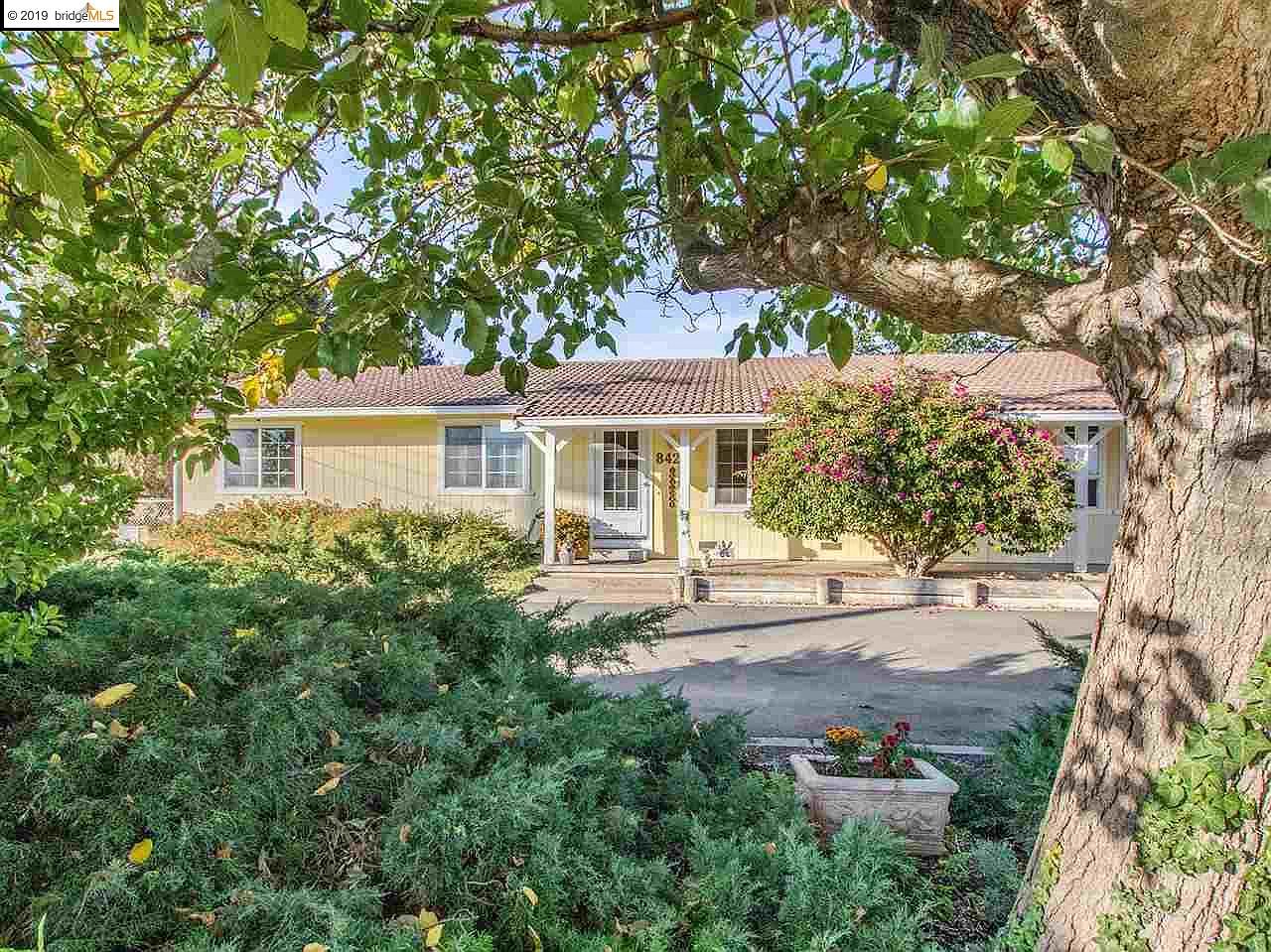 8424 Lone Tree Way Brentwood Ca 94513 Mls 40889158 Zillow