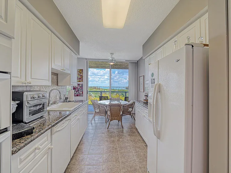 1800 Benjamin Franklin Dr #B508 — Photo 4