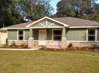 5906 Larosa St, Pensacola, FL 32526