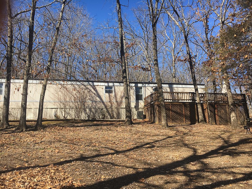 1st image of 18436 W Lakewood Dr