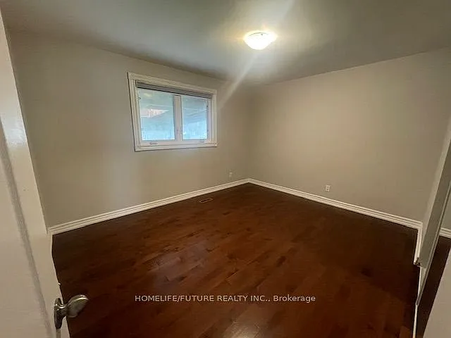 18 Albacore Cres #MAIN — Photo 12