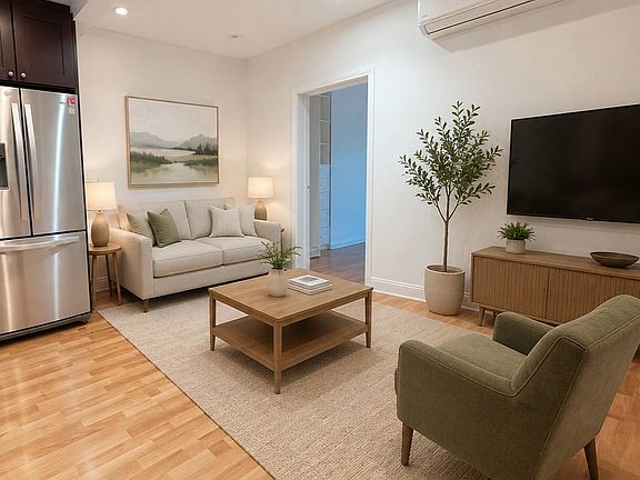 4th image of 653 6th Ave APT 2