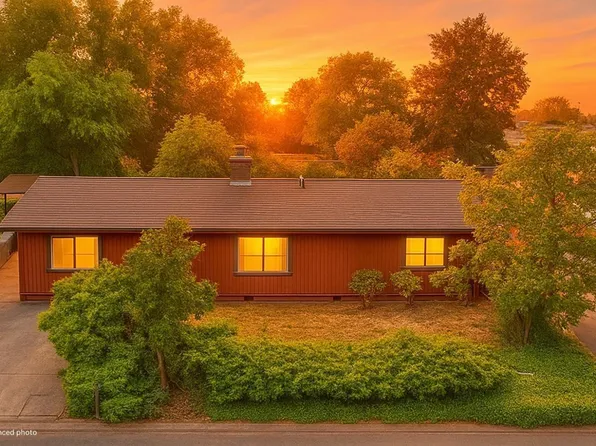 1040 Helen Avenue, Ukiah, CA 95482