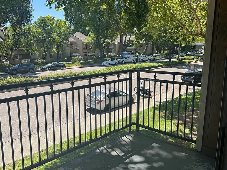 9025 Alcosta Blvd — Photo 16