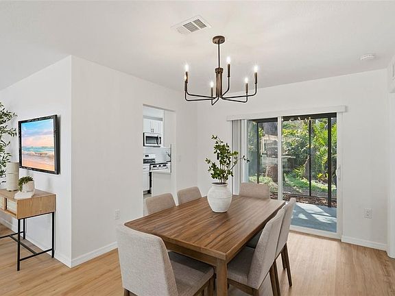 4th image of 2490 Grove Ridge Dr
