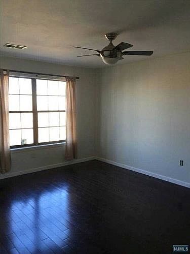 1st image of 20 Belmont Ave