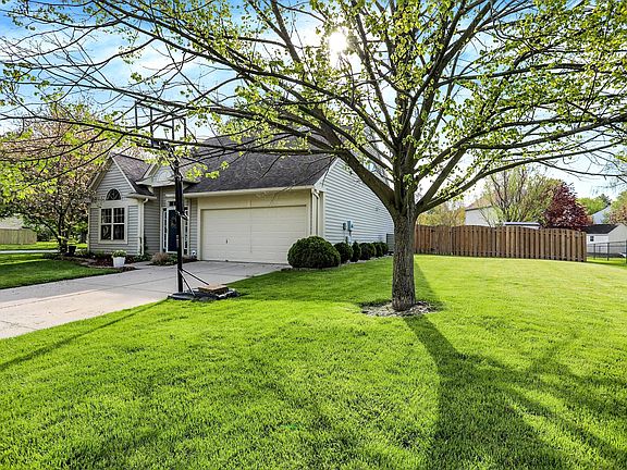 2nd image of 18854 Orleans Ct