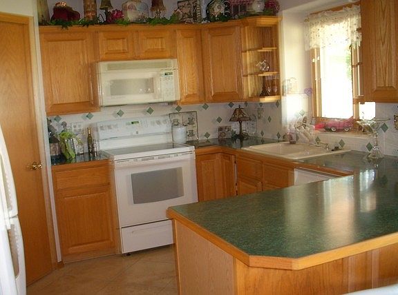 4th image of 1450 N Chelle Ct