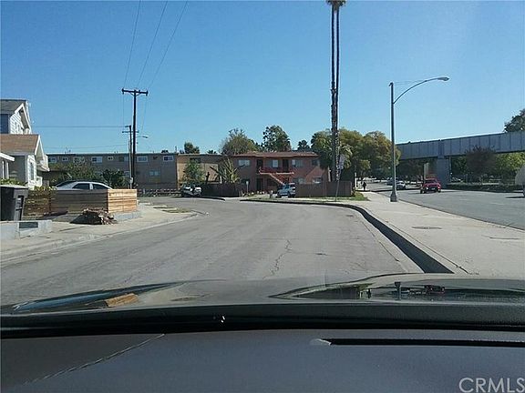 3rd image of 435 E Del Amo Blvd