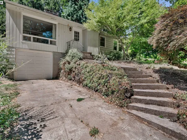 3115 SW Grace Ln, Portland, OR 97225