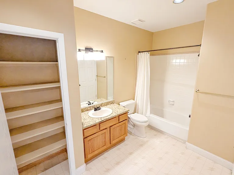 1291 Meadowlake Way — Photo 19
