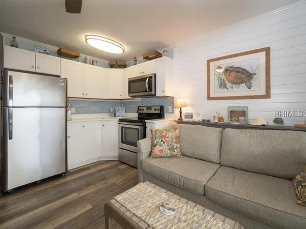 23 S Forest Beach Dr APT 306, Hilton Head Island, SC 29928