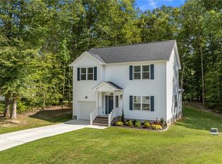 307 Highgate Dr, Hartfield, VA 23071