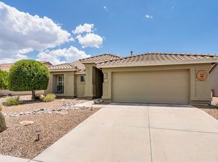 1780 E Redstart Rd, Green Valley, AZ 85614
