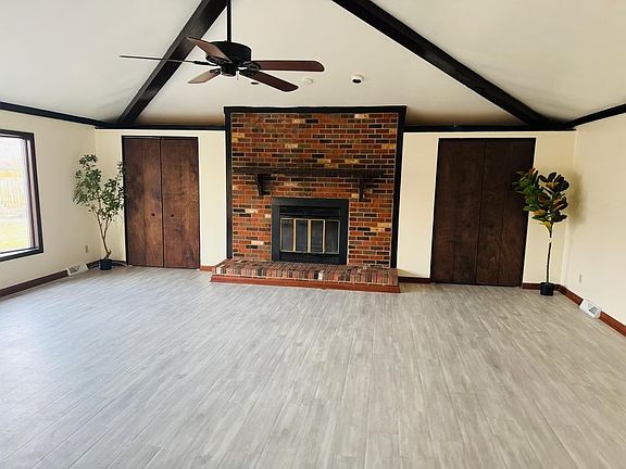 2nd image of 150 Grandview Dr Floor 1