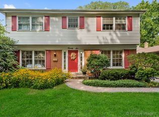 26 Poplar Pl, La Grange, IL 60525