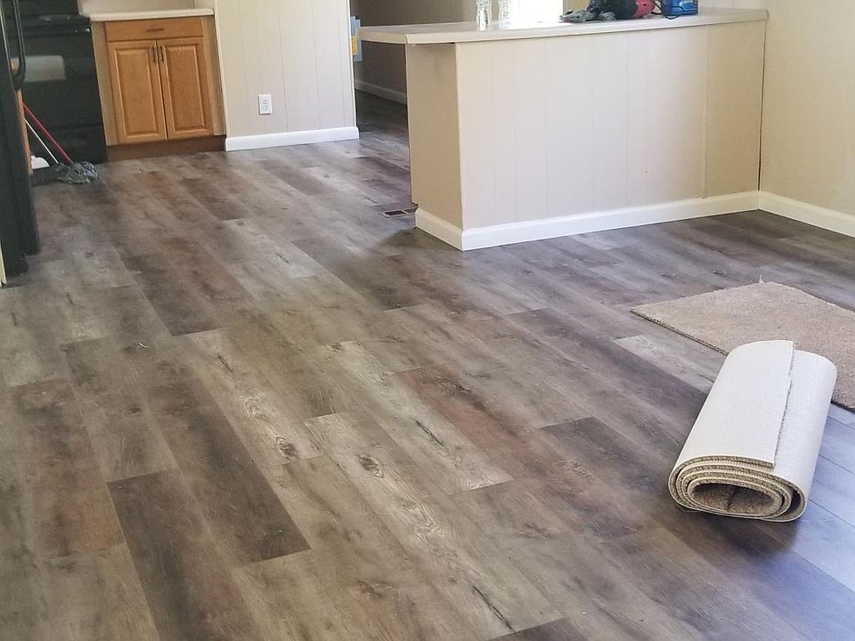 2nd image of 210 Double M Dr