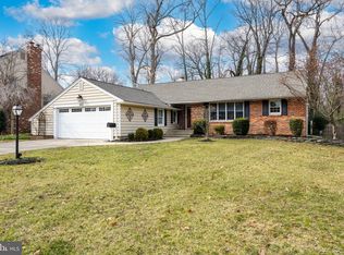 424 Covered Bridge Rd, Cherry Hill, NJ 08034