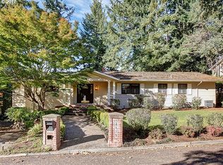 2155 Ridgewood Rd, Lake Oswego, OR 97034