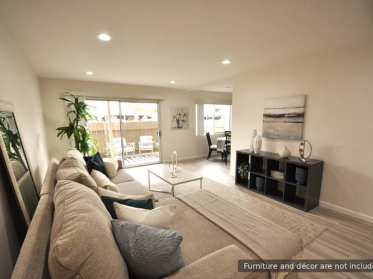 Westgate Apartments in Linda Vista — Photo 30