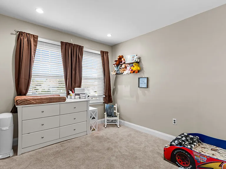 307 Andover Rd — Photo 10