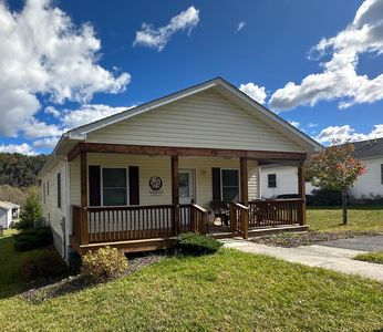 142 Garnett Way, White Sulphur Springs, WV, 24986