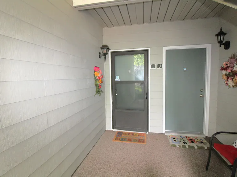 2900 Heathstead Pl #I — Photo 2
