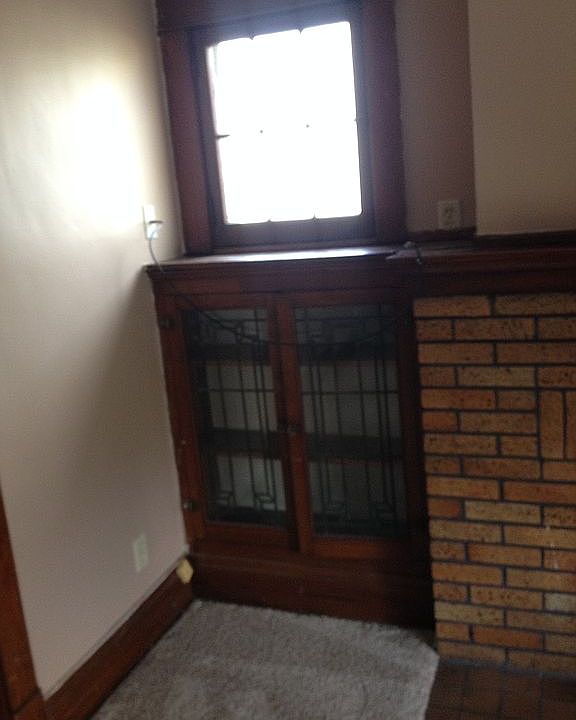 1st image of 46 Hawthorne Ave