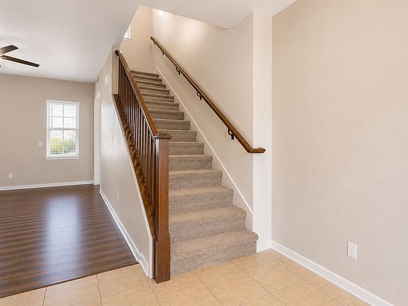 4th image of 4756 E Laurel Ave