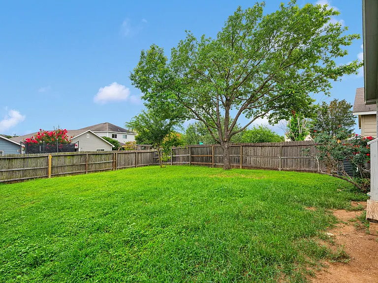 3514 Alamo Greens — Photo 17