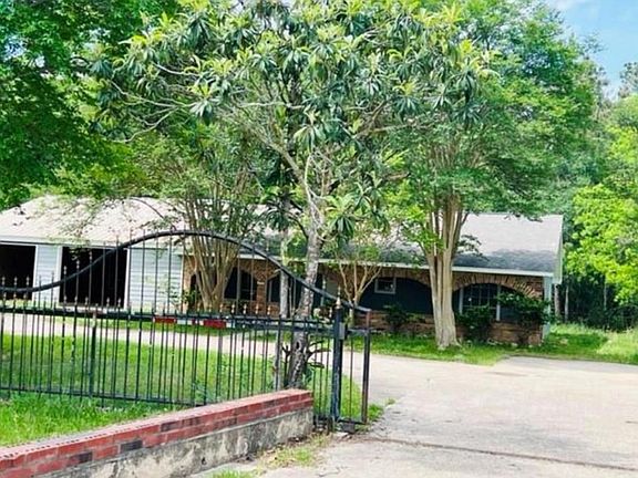 3rd image of 142 County Road 322
