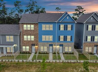 5262 Ella Blvd #300, Houston, TX 77018