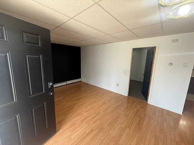 400 N Main St #2 — Photo 3