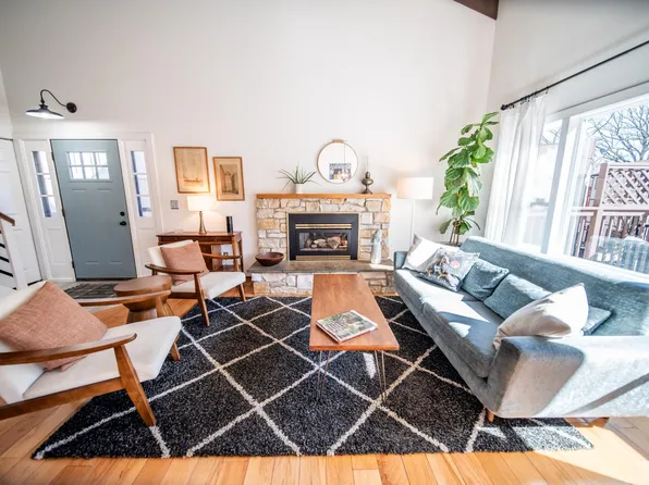 215 Elton Hills Dr NW APT 26, Rochester, MN 55901