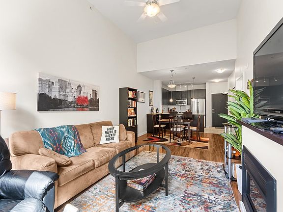4th image of 245 Ross Dr #402