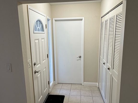 5th image of 5373 Dent Ave #1