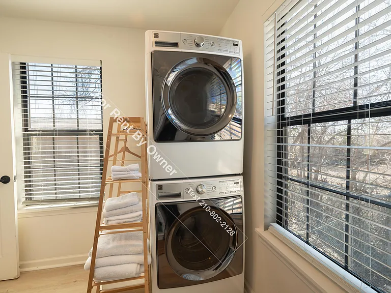 807 Dreiss St — Photo 18