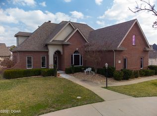 3001 Sunset Dr W, Joplin, MO 64804