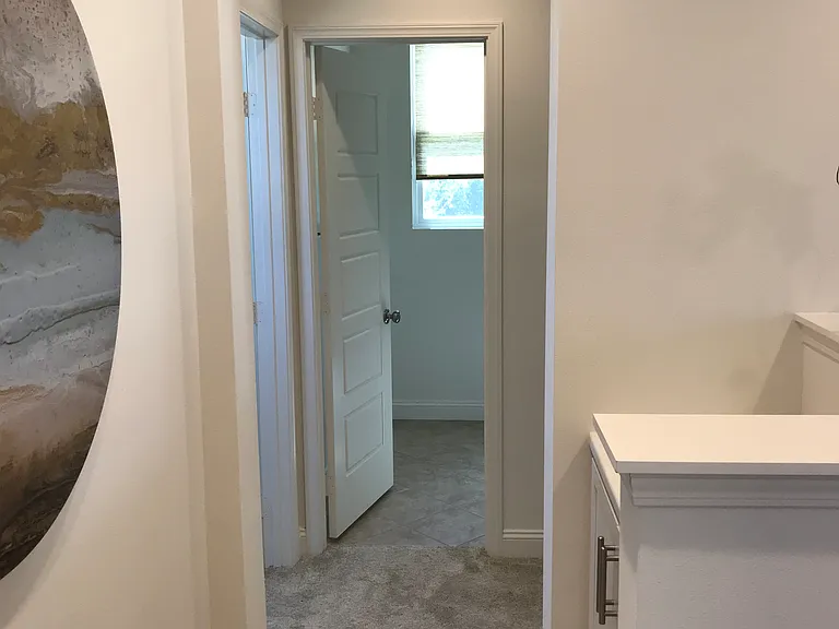 108 S Saticoy Ave #C — Photo 12