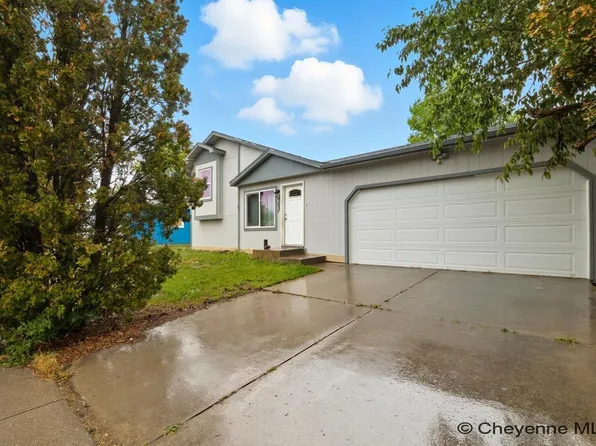 2305 Neal Ave, Cheyenne, WY 82007