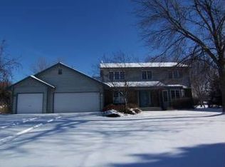 1524 Parkview Rd, Maple Plain, MN 55359