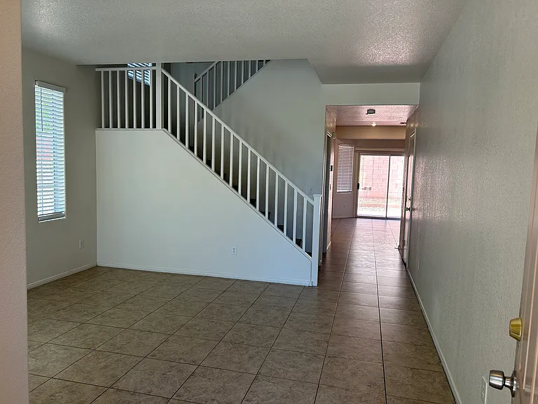 10296 Magnolia Tree Ave — Photo 7