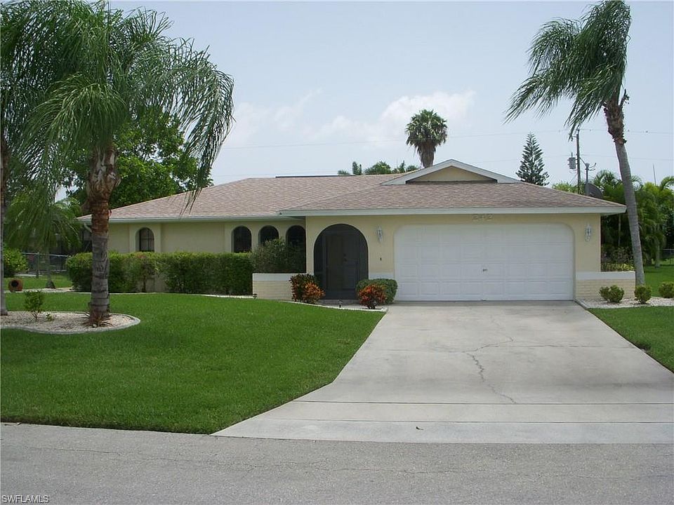 1st image of 242 SW 38th St