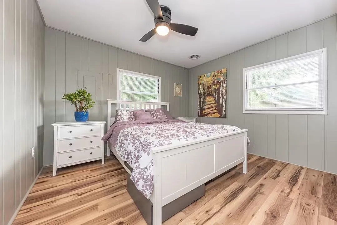 2 bed, 750 sqft, $2,100 — Photo 2