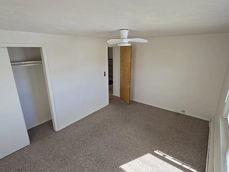 26 N 8th St #2 — Photo 1