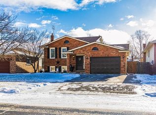 59 Acadia Dr, Welland, ON L3C 6L4