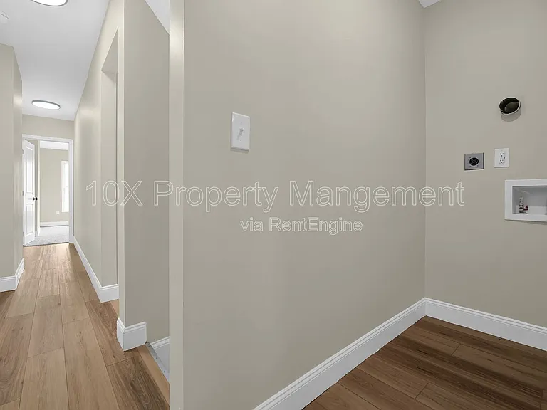 555 Kimball Pl — Photo 17