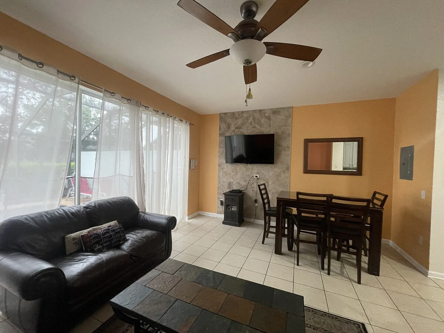3 bed, 3.0 bath, $6,195 — Photo 2