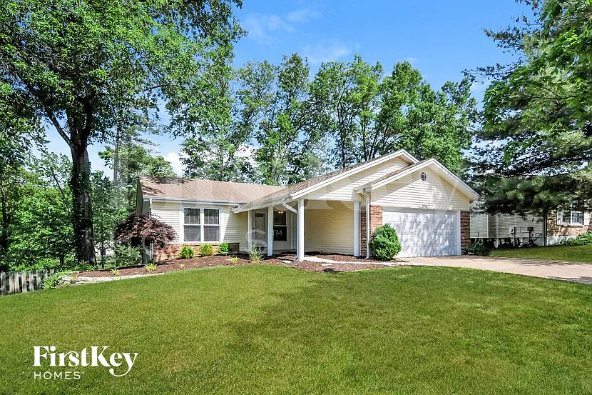 134 Holly Green Dr photo 1